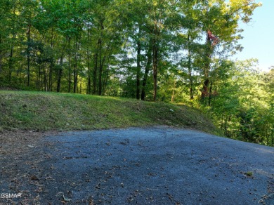 A great lot in Cobbly Nob on Pine Top Ln not far from the on Bent Creek Golf Course in Tennessee - for sale on GolfHomes.com, golf home, golf lot