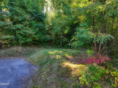 A great lot in Cobbly Nob on Pine Top Ln not far from the on Bent Creek Golf Course in Tennessee - for sale on GolfHomes.com, golf home, golf lot