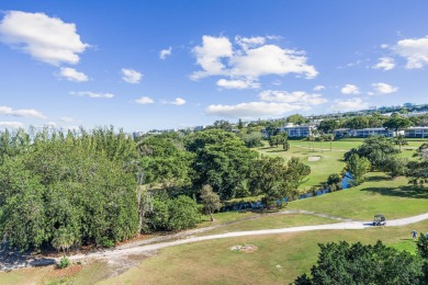 A SHORTSALE FOR INVESTORS NEEDS FULL RENOVATION PRESENT ALL on Palm-Aire Country Club and Resort - Palms in Florida - for sale on GolfHomes.com, golf home, golf lot