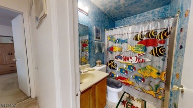 Welcome to a 2-bedroom, 2-bath condo in The Pointe, Union, NJ on Galloping Hill Golf Course in New Jersey - for sale on GolfHomes.com, golf home, golf lot