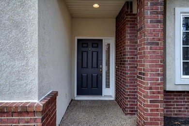 Desirable and beautifully maintained one-level townhome in on Isabella Golf Course  in Arkansas - for sale on GolfHomes.com, golf home, golf lot