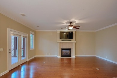 Desirable and beautifully maintained one-level townhome in on Isabella Golf Course  in Arkansas - for sale on GolfHomes.com, golf home, golf lot