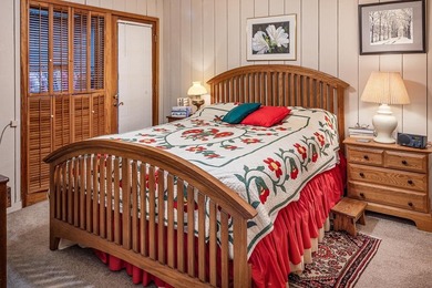 SPACIOUS TOWNHOME WITH PREMIER VIEW OF RIVERHILL GOLF COURSE AT on Riverhill Country Club in Texas - for sale on GolfHomes.com, golf home, golf lot