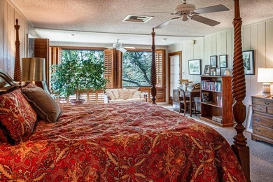 SPACIOUS TOWNHOME WITH PREMIER VIEW OF RIVERHILL GOLF COURSE AT on Riverhill Country Club in Texas - for sale on GolfHomes.com, golf home, golf lot