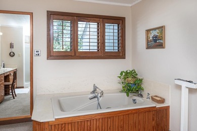 SPACIOUS TOWNHOME WITH PREMIER VIEW OF RIVERHILL GOLF COURSE AT on Riverhill Country Club in Texas - for sale on GolfHomes.com, golf home, golf lot