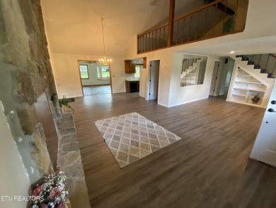 LAKE TANI GOLF COURSE HOME.  Over 1800 square feet of living on Lake Tansi Village Country Club in Tennessee - for sale on GolfHomes.com, golf home, golf lot