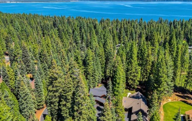 Mountain Escape in Lake Almanor West:  Be lured by the natural on Lake Almanor West Golf Course in California - for sale on GolfHomes.com, golf home, golf lot