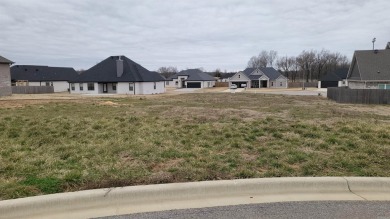 Build-ready lot in one of Paragould's newest subdivisions.  This on Paragould Country Club in Arkansas - for sale on GolfHomes.com, golf home, golf lot