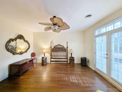 Great floor plan! This home is spacious and gives you lots of on Heritage Club in South Carolina - for sale on GolfHomes.com, golf home, golf lot