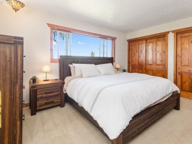 New Listing: 28282 SW Mountain Road - West Linn, ORDiscover on Sandelie Golf Course in Oregon - for sale on GolfHomes.com, golf home, golf lot