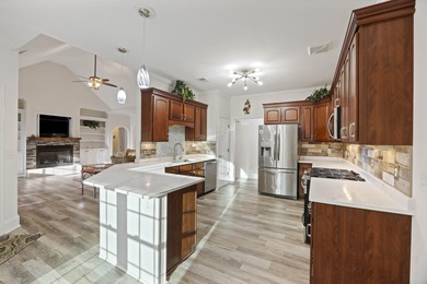 *Now offering a $5,000 Closing Cost Credit with receipt of an on Santee-Cooper Country Club in South Carolina - for sale on GolfHomes.com, golf home, golf lot