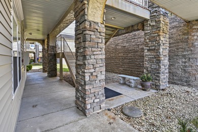 VIEW-T-FUL GOLF FRONT VILLA. Located in the heart of downtown on  in Missouri - for sale on GolfHomes.com, golf home, golf lot