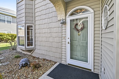 VIEW-T-FUL GOLF FRONT VILLA. Located in the heart of downtown on  in Missouri - for sale on GolfHomes.com, golf home, golf lot