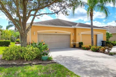 Lovely villa in the 55+ Kings Point community of Sun City Center on Scepter Golf Club in Florida - for sale on GolfHomes.com, golf home, golf lot