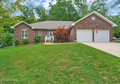 Welcome to a beautifully maintained ranch home, ideally situated on Heatherhurst Golf Course in Tennessee - for sale on GolfHomes.com, golf home, golf lot