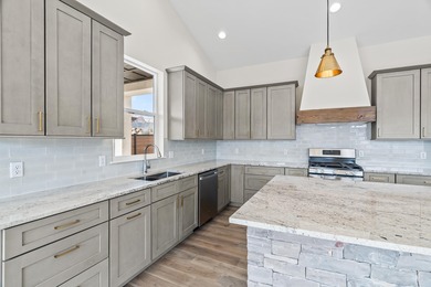 New home condition, Never lived in!! Easy care lock and leave on The Golf Club At Redlands Mesa in Colorado - for sale on GolfHomes.com, golf home, golf lot