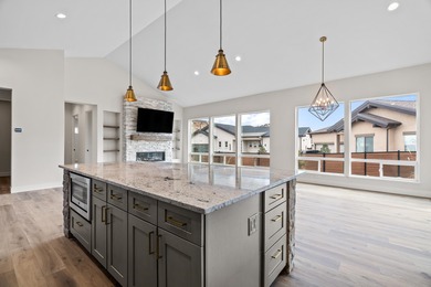 New home condition, Never lived in!! Easy care lock and leave on The Golf Club At Redlands Mesa in Colorado - for sale on GolfHomes.com, golf home, golf lot