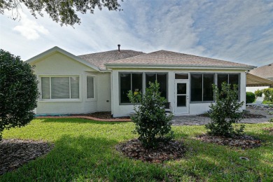 Move in ready and highly popular Santa Rosa floor plan, boasts 2 on Eagle Ridge At Spruce Creek Country Club in Florida - for sale on GolfHomes.com, golf home, golf lot