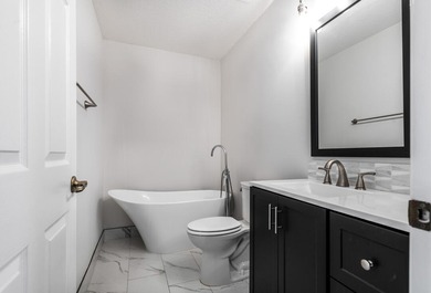 Jensen Beach Golf and Country Club villa available just in time on Eagle Marsh Golf Club in Florida - for sale on GolfHomes.com, golf home, golf lot