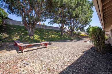 This spacious well-maintained 2 bedroom 2 bath 1,445 sq ft on Oaks North Golf Course in California - for sale on GolfHomes.com, golf home, golf lot