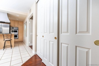 This spacious well-maintained 2 bedroom 2 bath 1,445 sq ft on Oaks North Golf Course in California - for sale on GolfHomes.com, golf home, golf lot