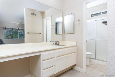 This spacious well-maintained 2 bedroom 2 bath 1,445 sq ft on Oaks North Golf Course in California - for sale on GolfHomes.com, golf home, golf lot
