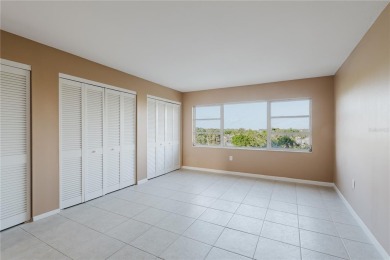 CHARMING ONE BEDROOM CONDO WITH RESORT-STYLE AMENTIES. Welcome on Seminole Lake Country Club in Florida - for sale on GolfHomes.com, golf home, golf lot