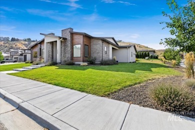 Discover the best of Boise living in this modern foothills home on Quail Hollow Golf Club in Idaho - for sale on GolfHomes.com, golf home, golf lot