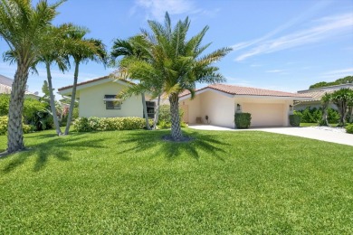 Beautifully furnished and impeccably maintained, three bedroom on Hamlet Country Club in Florida - for sale on GolfHomes.com, golf home, golf lot