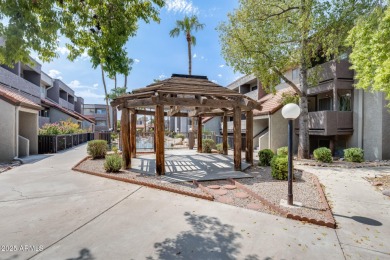 Golf Community Living in a Prime Location! This 2-bed, 1.5-bath on Dobson Ranch Municipal Golf Course in Arizona - for sale on GolfHomes.com, golf home, golf lot