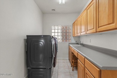 Discover the best of Sun Lakes living in this beautifully on Oakwood Golf Club  in Arizona - for sale on GolfHomes.com, golf home, golf lot