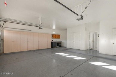 Discover the best of Sun Lakes living in this beautifully on Oakwood Golf Club  in Arizona - for sale on GolfHomes.com, golf home, golf lot