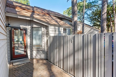 FULLY FURNISHED. GOLF CART INCLUDED. GOLF COURSE AND WATER VIEWS on Sandestin Golf and Beach Resort - The Links in Florida - for sale on GolfHomes.com, golf home, golf lot