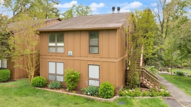 Spacious Lakeview Upper level 3 bedroom 2 full bath condo on Woodson Bend Resort in Kentucky - for sale on GolfHomes.com, golf home, golf lot