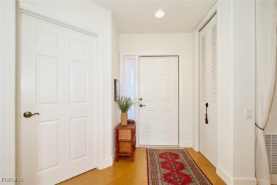 Top floor 3 bedroom condo in Lexington Country Club's Golf on Lexington Country Club in Florida - for sale on GolfHomes.com, golf home, golf lot
