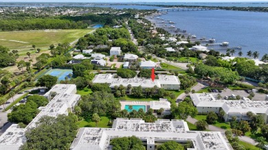 Priced to Sell! A Must See! Don't miss this light and bright on Martin County Golf Course in Florida - for sale on GolfHomes.com, golf home, golf lot