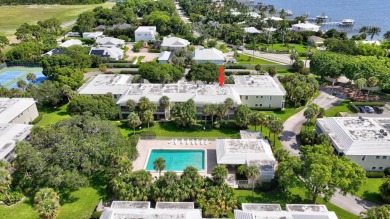 Priced to Sell! A Must See! Don't miss this light and bright on Martin County Golf Course in Florida - for sale on GolfHomes.com, golf home, golf lot