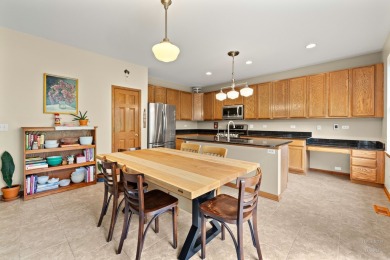 Welcome to this stunning 4 bedroom, 2.5 bath home in desirable on Foxford Hills Golf Club in Illinois - for sale on GolfHomes.com, golf home, golf lot
