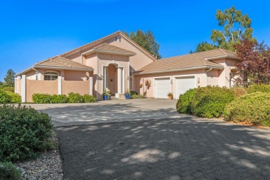 Beautifully maintained home on the 9th hole in the much-desired on  in Oregon - for sale on GolfHomes.com, golf home, golf lot