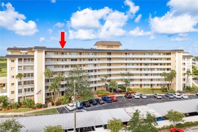 CHARMING STUDIO/EFFICIENCY WITH RESORT-STYLE AMENTIES. Welcome on Seminole Lake Country Club in Florida - for sale on GolfHomes.com, golf home, golf lot