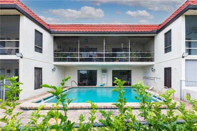 Welcome to this cozy updated 2-bedroom, 2-bathroom condo located on El Rio Golf Course and Club in Florida - for sale on GolfHomes.com, golf home, golf lot