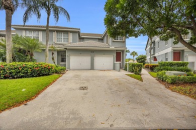 Fabulous opportunity for first floor living in a spacious condo on Wycliffe Golf and Country Club in Florida - for sale on GolfHomes.com, golf home, golf lot