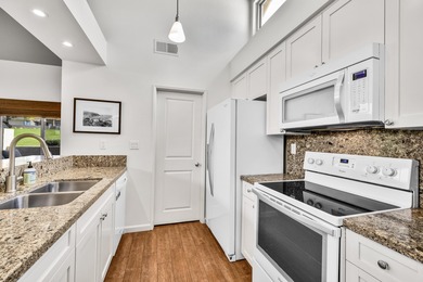 A PERFECT DESERT RETREAT IN THE HEART OF PALM DESERT...Welcome on Desert Springs Golf Club in California - for sale on GolfHomes.com, golf home, golf lot