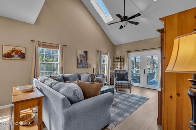 Don't miss this beautifully maintained 3-bedroom, 3-bath Tivoli on Renaissance Country Club in New Jersey - for sale on GolfHomes.com, golf home, golf lot