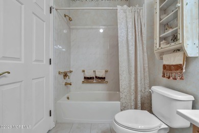 Don't miss this beautifully maintained 3-bedroom, 3-bath Tivoli on Renaissance Country Club in New Jersey - for sale on GolfHomes.com, golf home, golf lot