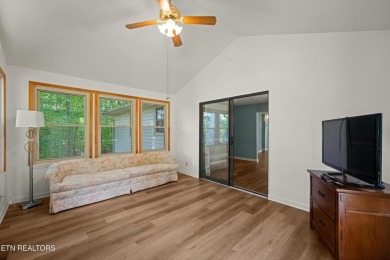 This cozy 3 bedroom/2 bath home features vinyl siding, fenced on Druid Hills Golf Club in Tennessee - for sale on GolfHomes.com, golf home, golf lot