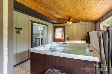 Beautiful Black Mountain home convenient to the back nine of the on Black Mountain Golf Course in North Carolina - for sale on GolfHomes.com, golf home, golf lot