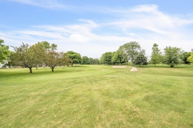 Beautiful 1 bed, 1 bath condo in Okoboji with stunning Brooks on Brooks National Golf Club in Iowa - for sale on GolfHomes.com, golf home, golf lot