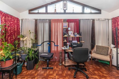 Charming 3-Bedroom Home in Amenity-Filled Pocono Farms Country on Pocono Farms Country Club in Pennsylvania - for sale on GolfHomes.com, golf home, golf lot