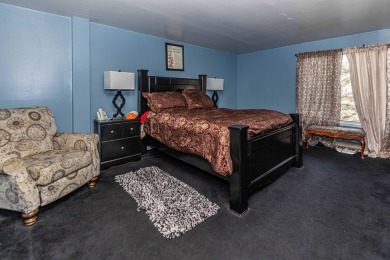 Charming 3-Bedroom Home in Amenity-Filled Pocono Farms Country on Pocono Farms Country Club in Pennsylvania - for sale on GolfHomes.com, golf home, golf lot